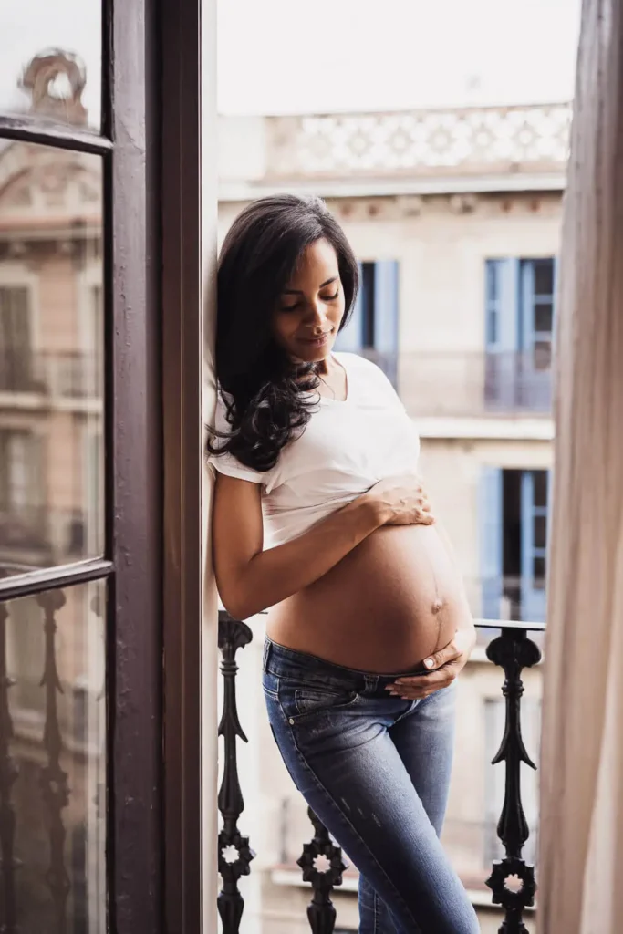 Pregnancy Photo Shoot At Home Balcony