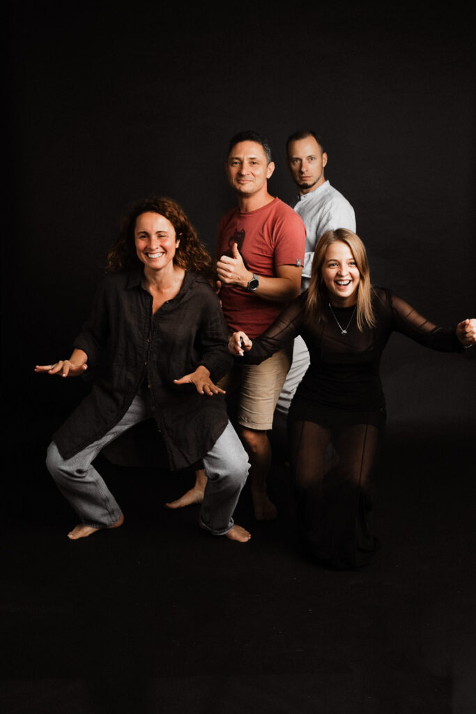 YOULO - session with friends