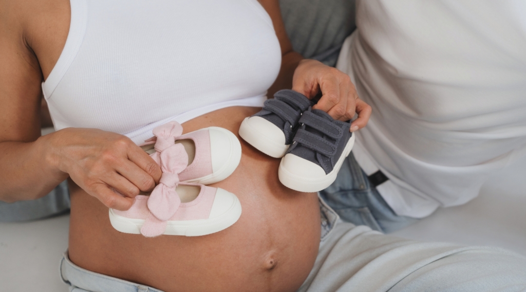 Regalo para embarazada en Barcelona - sesión de fotos Wonderstory