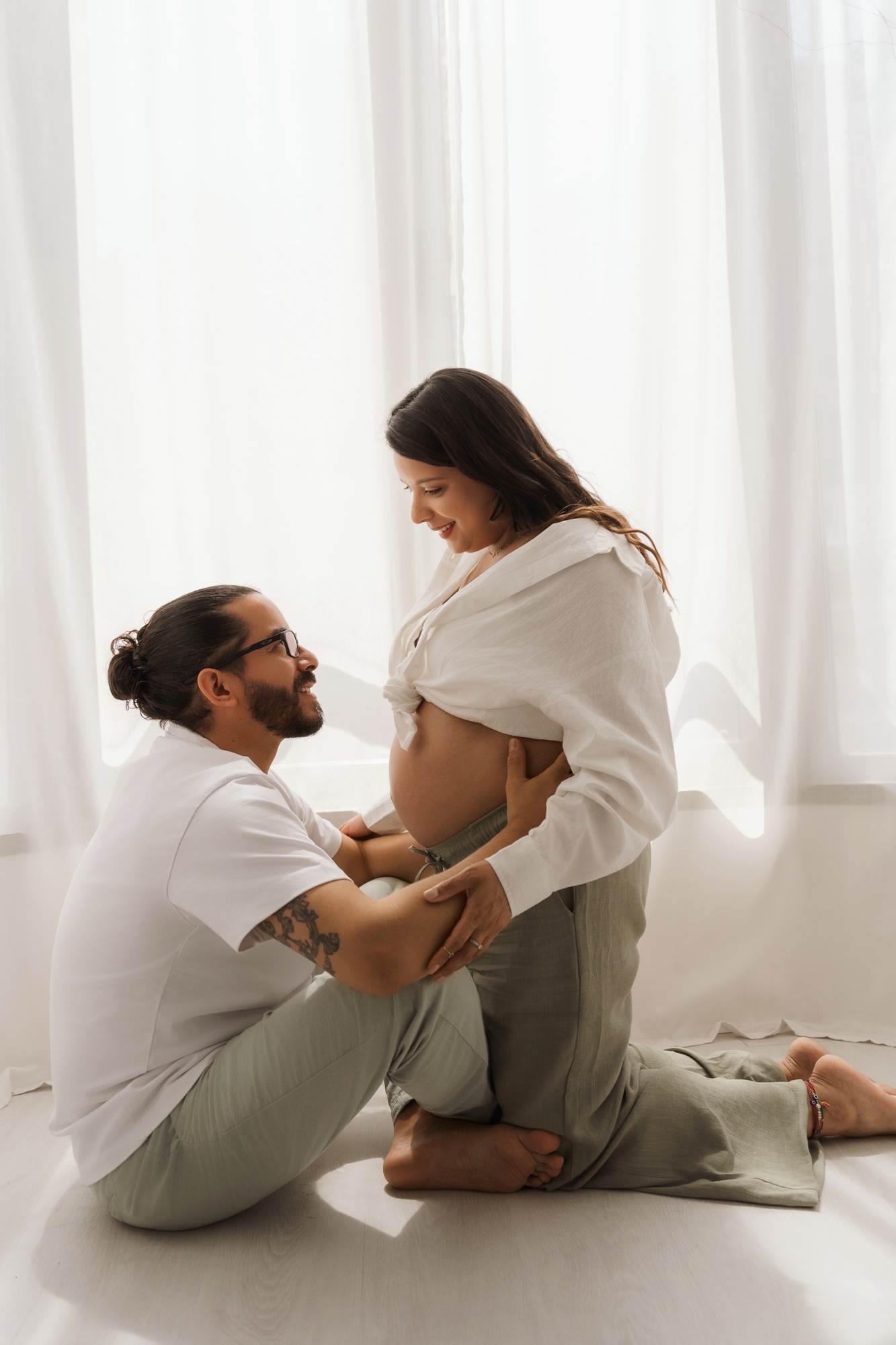maternity photos Wonderstory