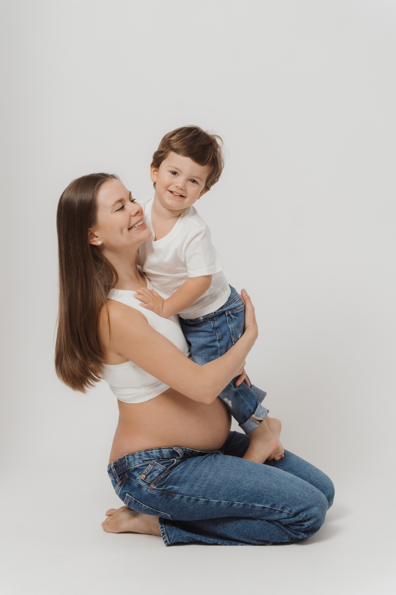 madre hijo fotos embarazo mes a mes familia suelo estudio