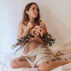 Fotografia De Embarazo Con Flores
