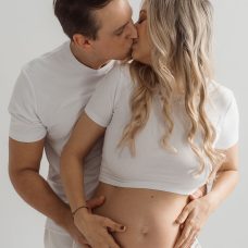 Fotos Embarazo Divertidas Con Props Creativos