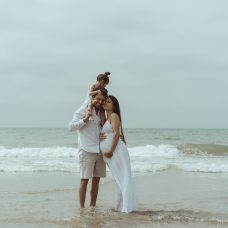 reportaje de embarazo - playa de Barcelona